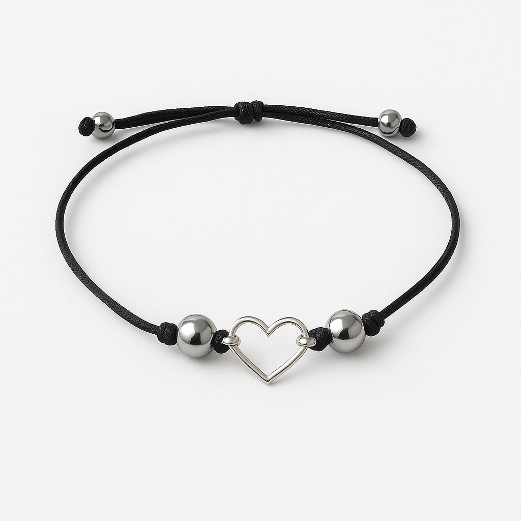 Romantiška širdelės apyrankė